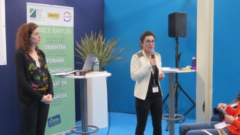 Un atelier participatif sur les employeurs était proposé par Géraldine Lebreton, déléguée régionale de l’APECITA Pays de la Loire (à droite) et Coline Le Treut, conseillère emploi formation au bureau de Nantes (à gauche).©LKP 